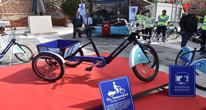 Çanakkale Belediyesinden Yine Bir İlk; ÇABİS'e Tandem ve Kargo Bisikletler Geliyor