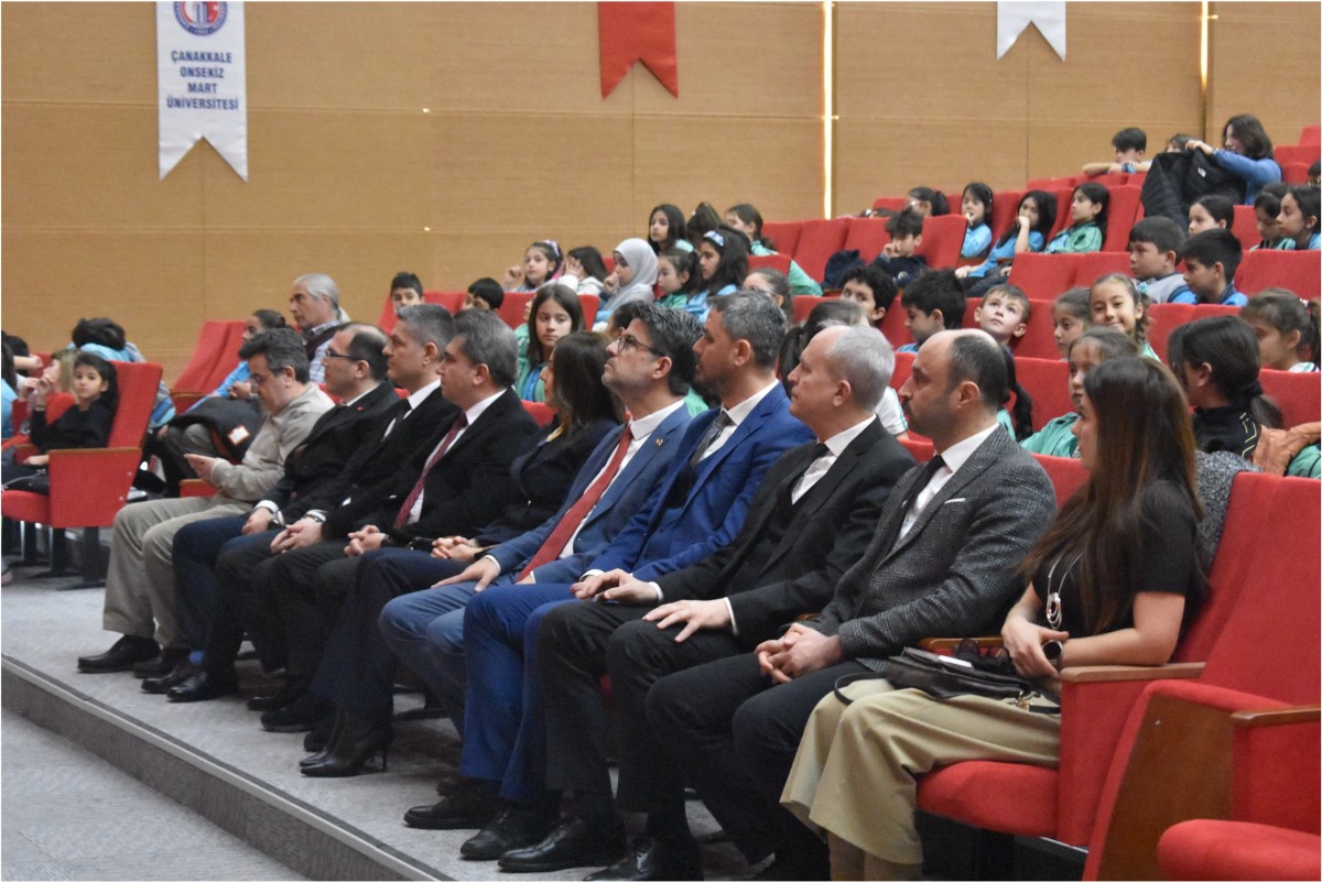 ÇOMÜ’de 'İŞKUR’lu Gençlik Sahned' Etkinliği Gerçekleştirildi