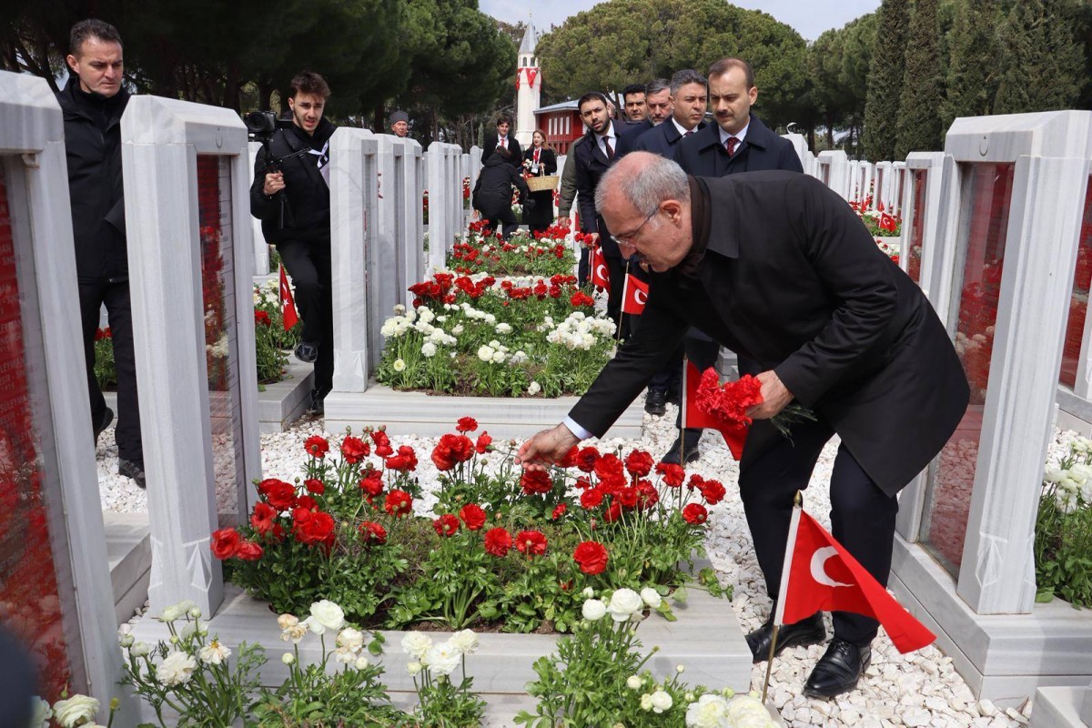   18 Mart Çanakkale Zaferi’nin 111. yıl dönümü dolayısıyla  Şehitler Abidesi’nde tören düzenlendi