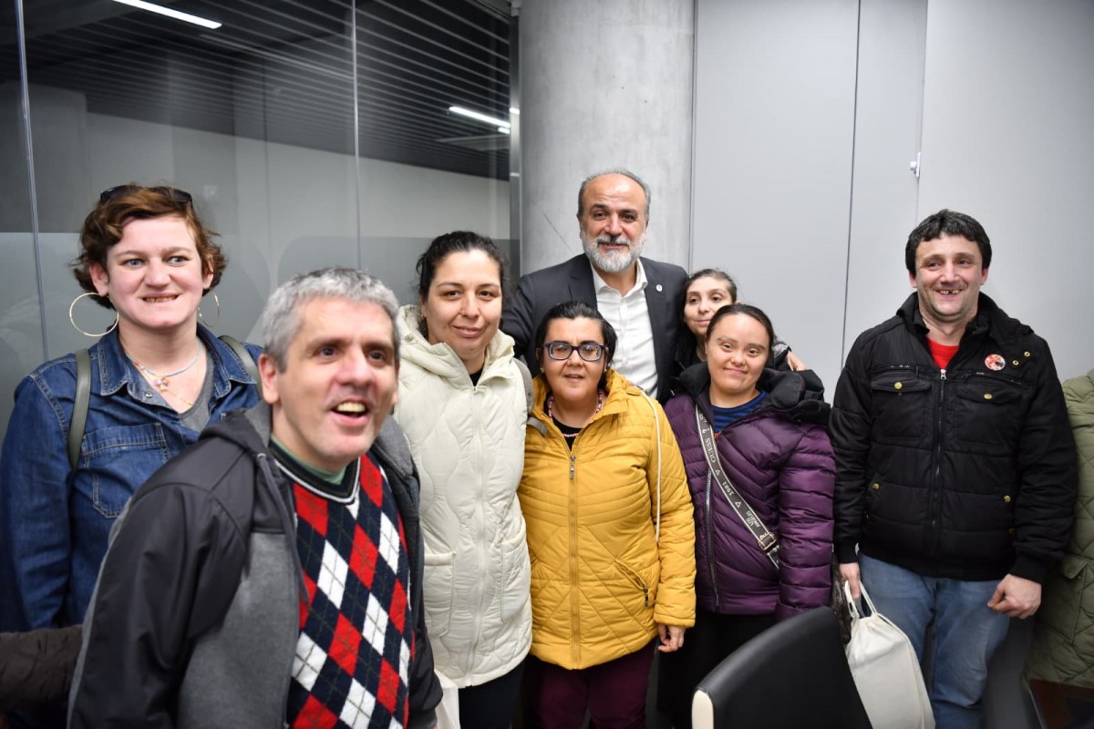 Zihinsel Engelliler Derneği ve Özel Çocuklar Spor Kulübü'nden Çanakkale Belediyesine Ziyaret