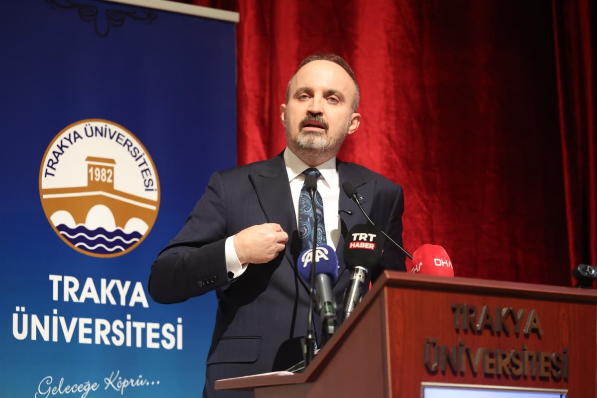 Turan'dan muhtarlara: ‘Sizi kapatan değil, güçlendiren bir iktidarız’