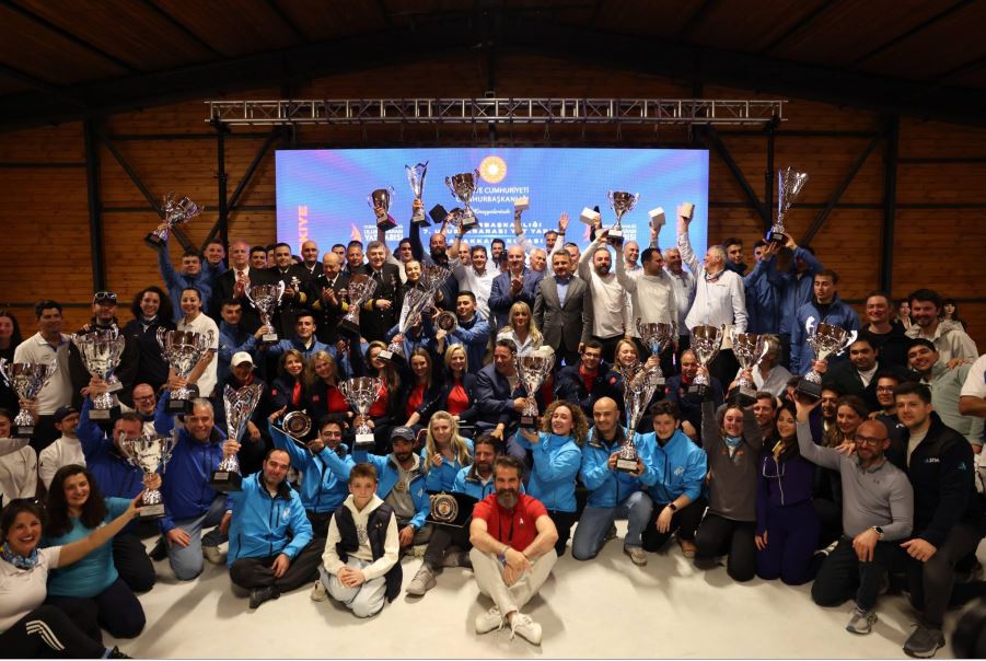 Ödüller Sahiplerini Buldu