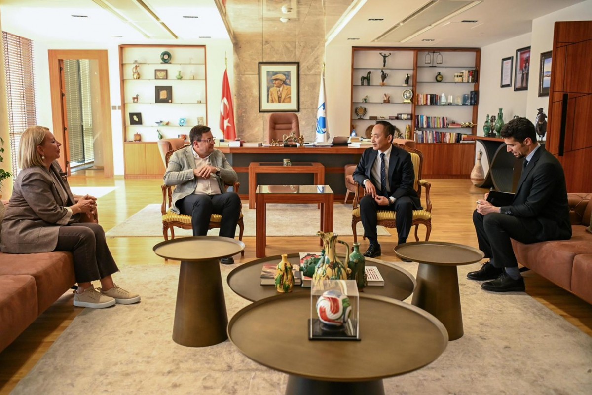 Başkonsolos Iwama'dan Başkan Erkek'e Ziyaret