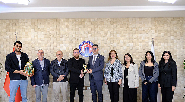 ÇASEM’den Çeyrek Asırlık Mirasın Anısına Anlamlı Kutlama