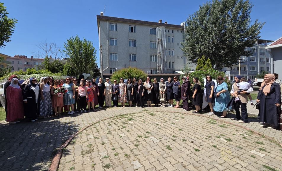 Sosyal Yaşam Evlerinde Dönem Sonu Kutlaması Yapıldı