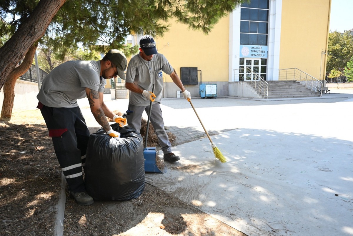 Okul Bahçeleri Yeni Eğitim Dönemine Hazırlanıyor