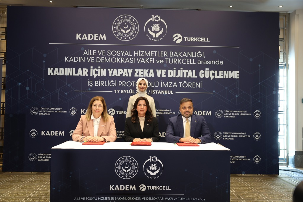 Kadınlar için yapay zeka ve dijital güçlenme eğitimleri 7 pilot ilde başlıyor
