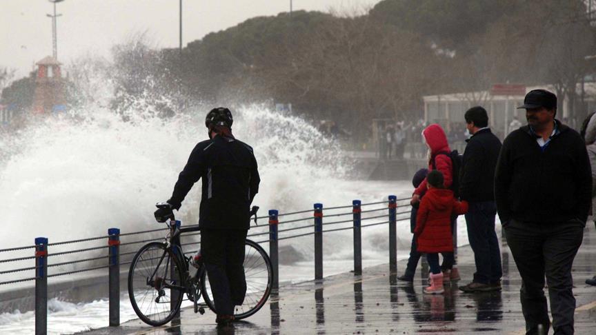 Meteoroloji'den Kuvvetli Lodos Uyarısı!