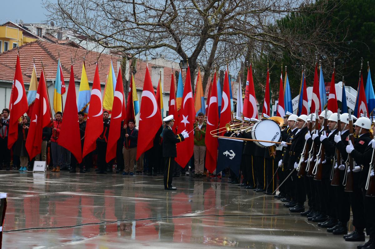 Çanakkale Boğazı'nda Gemi Geçişlerine Sis Engeli