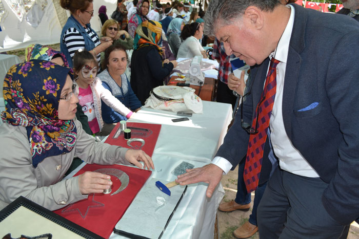 Çanakkale Boğazı'nda Gökkuşağı Manzarası