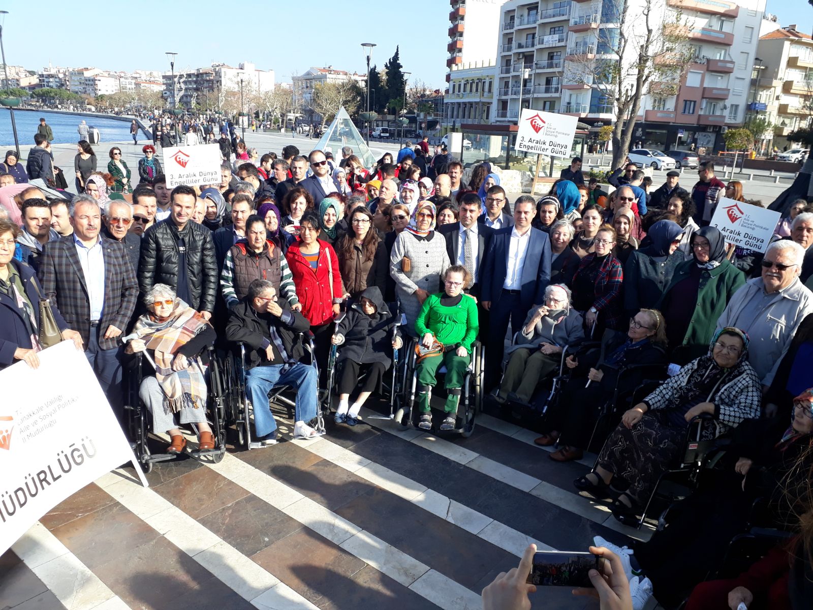 AK Parti Merkez İlçe Engelli Vatandaşlar İle Birlikte