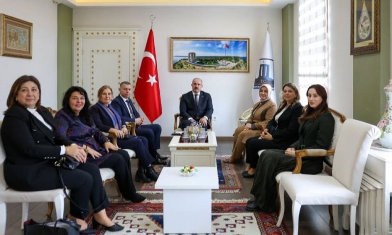AK Parti Genel Merkez Kurmay Ekibi ve Kadın Kolları’ndan Vali Toraman’a ziyaret