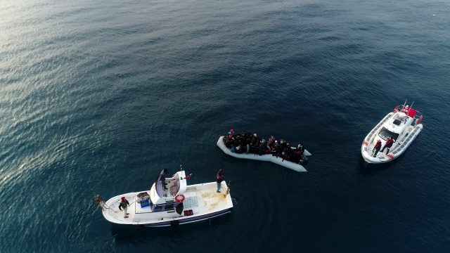 Ayvacık'tan Yunanistan'a Geçmek İsteyen Göçmenleri Sahil Güvenlik Kurtardı