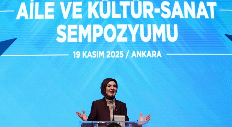 Bakan Göktaş, 'Aile ve Kültür-Sanat Sempozyumu'nun açılışında konuştu