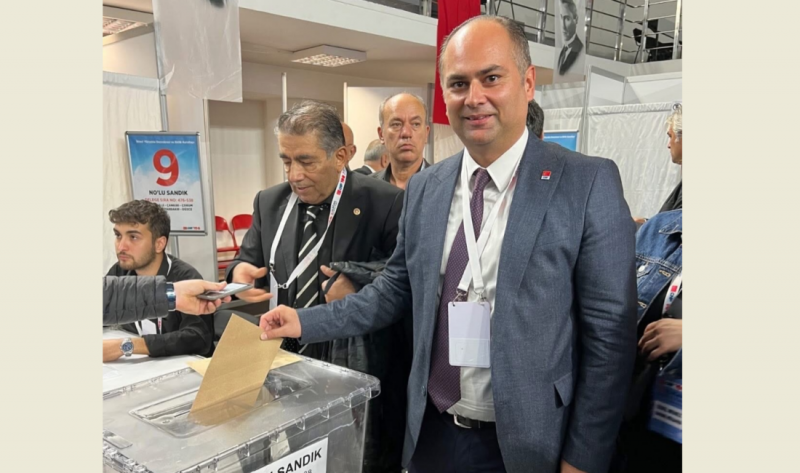 Bizim hikayemiz, salonlarda değil, sokakta yazıldı