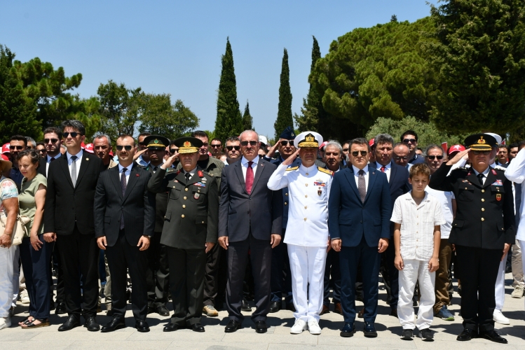 Çanakkale Şehitler Abidesi'nde 15 Temmuz Şehitleri Anıldı