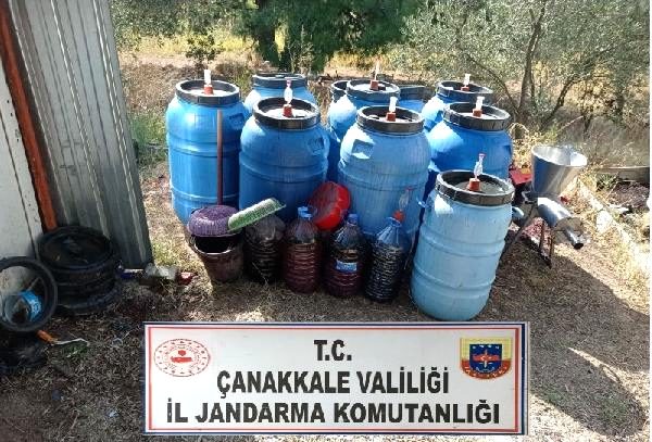 Çanakkale’de 1 Ton 730 Litre Sahte İçki Ele Geçirildi