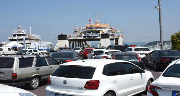 Çanakkale'de Bayram Yoğunluğu Başladı