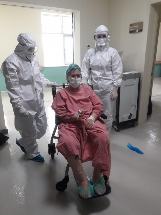 Çanakkale'de Covid-19'u Yenen Hasta Yataklı Servise Alındı