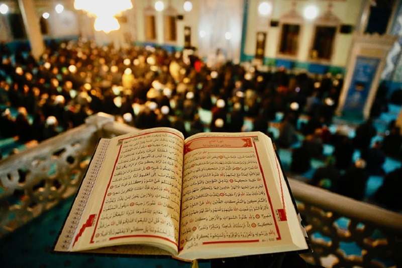 Çanakkale’de İsveç'te Kur'an-ı Kerim Yakılmasına Tepki Gösterildi