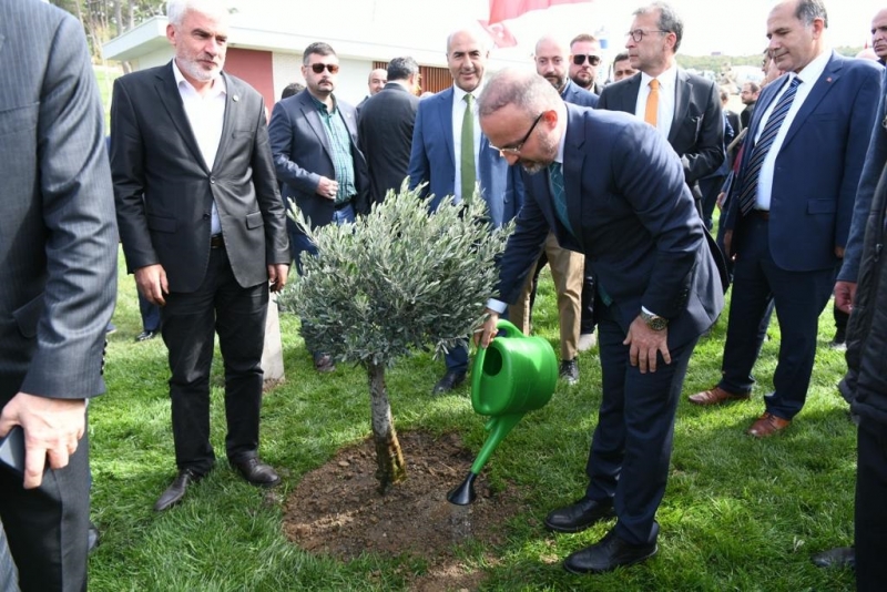 ÇANAKKALE’DE TOPRAKLA BULUŞAN FİDAN SAYISI 100 MİLYONUN ÜZERİNDE