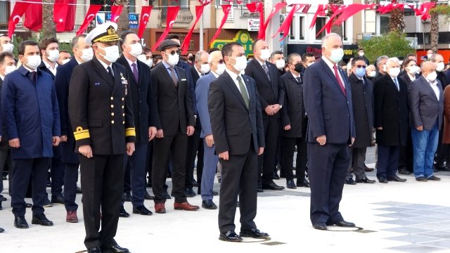 Çanakkale'de, Ulu Önder Atatürk Saygıyla Anıldı