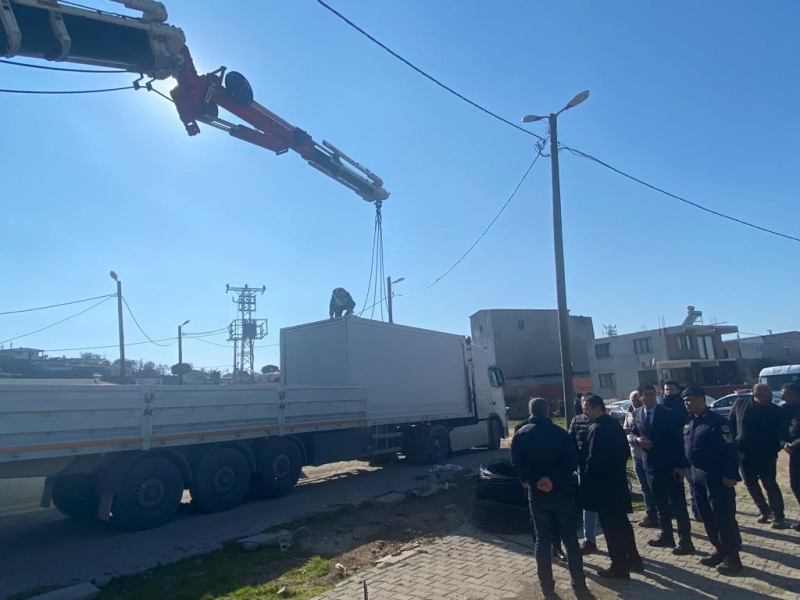 ÇANAKKALE’DEN DEPREM BÖLGESİNE KONTEYNIR DESTEĞİ