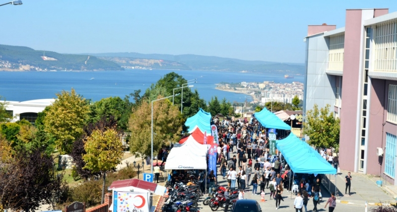 ÇOMÜ, Öğrenci Toplulukları Tanıtım Günleri Başladı