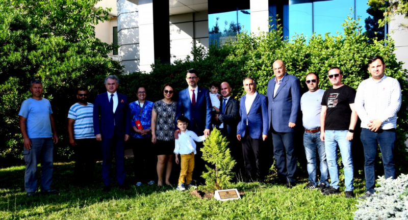 ÇOMÜ Rektörlükte Günün Anısına Fidan Dikimi Gerçekleşti