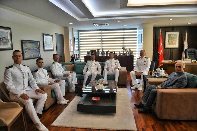 Deniz Harp Okulu Öğrencileri ve Komutanlarından Ziyaret