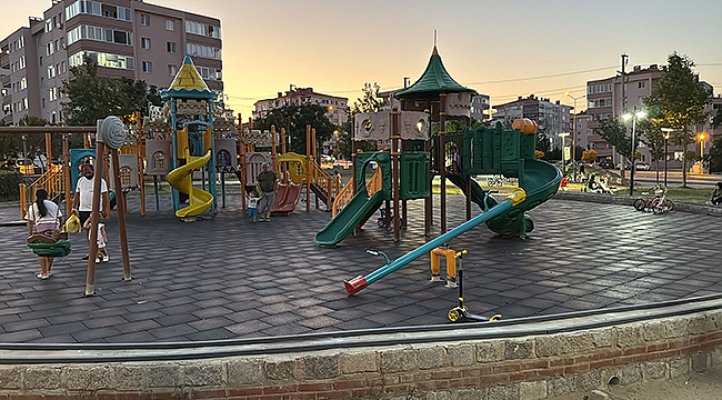 Esen Park'ta Zemin Yenileme Çalışmaları Tamamlandı
