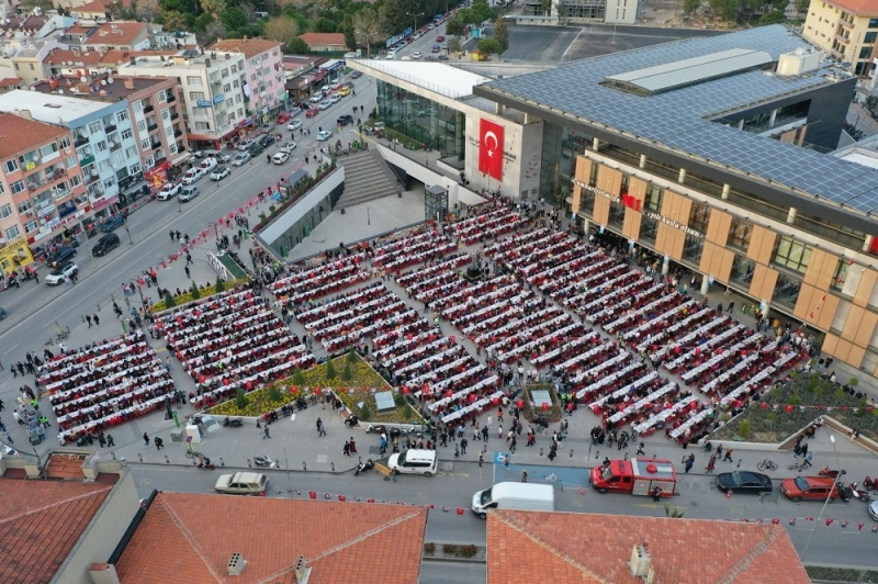 Geleneksel Kent İftarı Gerçekleştirildi