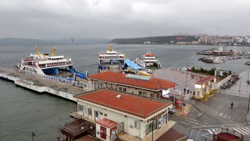 Gökçeada'ya Yarınki Bazı Feribot Seferleri 'Fırtına' Nedeniyle İptal Edildi