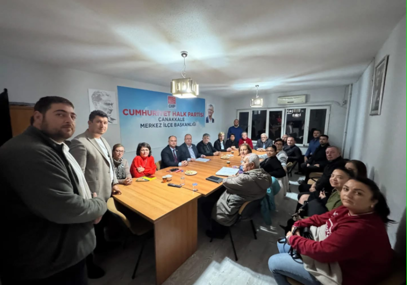 İl Genel Meclis Başkanı Halil Ertuğrul’dan CHP Merkez İlçe Başkanlığı’na ziyaret