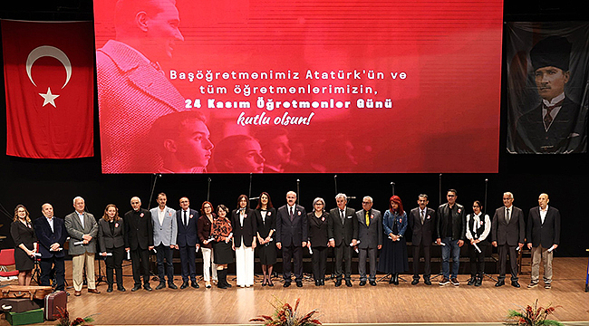 Öğretmenler Günü Programı İÇDAŞ Kongre Merkezi'nde Coşkuyla  Kutlandı