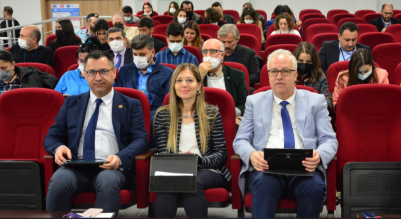 Otizmli Çocuklar İçin Geliştirilen Erasmus + Projesinin Konferansı Gerçekleşti