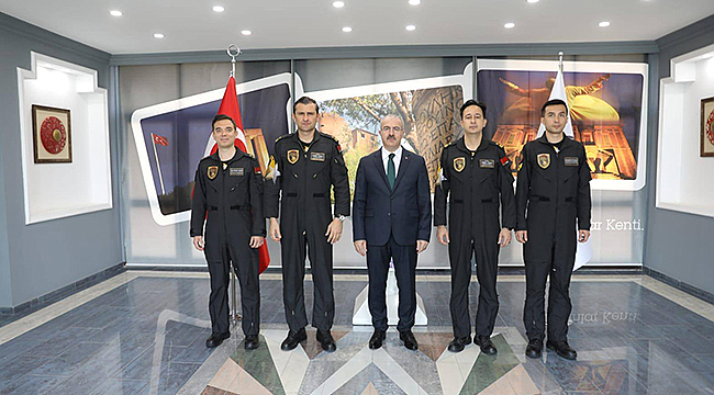 Solo Türk’ten Vali Toraman’a ziyaret