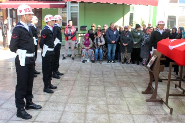 Tabancasıyla İntihar Eden Uzman Çavuş, Çanakkale'de Toprağa Verildi