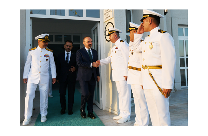 Turan, Çanakkale Boğaz Komutanlığında Kabotaj Bayramını kutladı