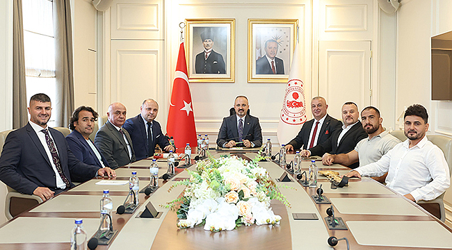 Turan'ı, Türkiye’nin İlk İl İçi Yağlı Güreş Birliği Ziyaret Etti