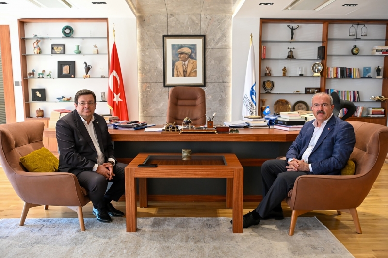 Vali Toraman'dan Başkan Erkek'e ziyaret