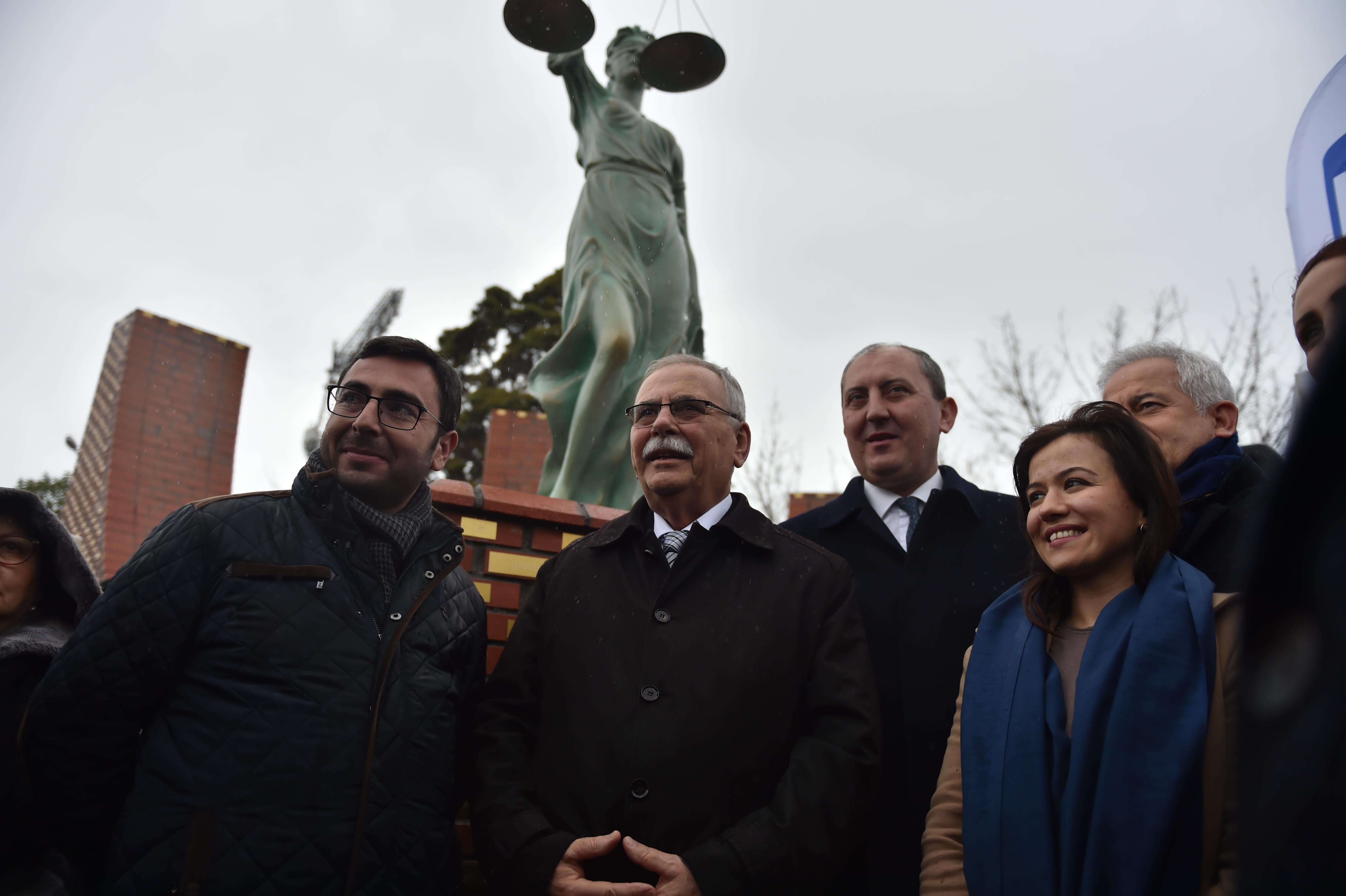 Adalet Meydanı ve Adalet Heykeli Törenle Açıldı…
