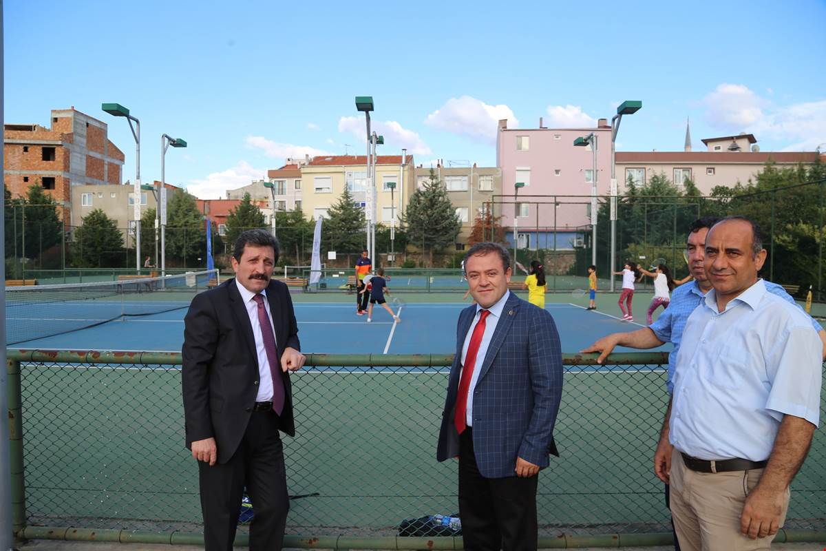 Gençlik Hizmetleri ve Spor İl Müdürlüğü Spor Merkezi Kursları Başladı