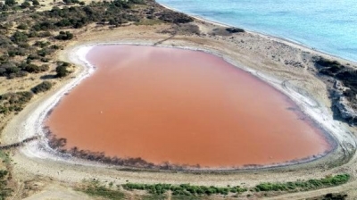 2 Bin Yıllık Antik Liman, Kalpli Pembe Göle Dönüştü