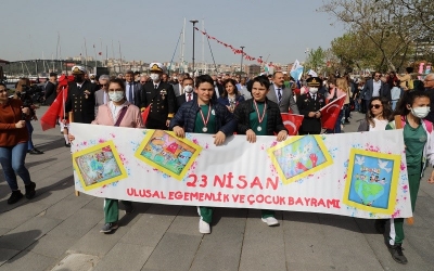 23 Nisan Ulusal Egemenlik ve Çocuk Bayramı Coşkusu Kortej Yürüyüşüyle Başladı