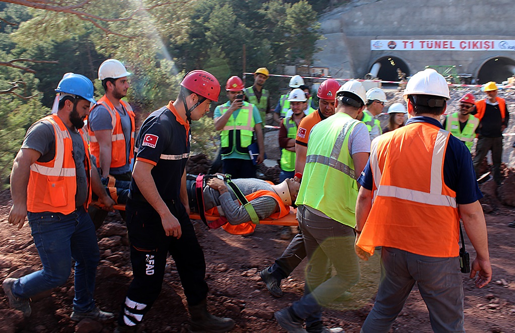 AFAD'tan Tünel Çalışanlarına Destek