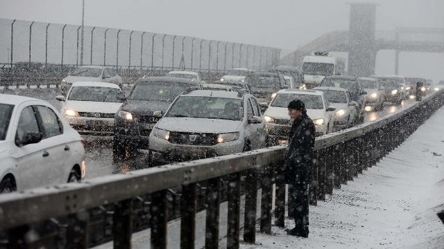 Meteoroloji'den İstanbul'a Kar Uyarısı