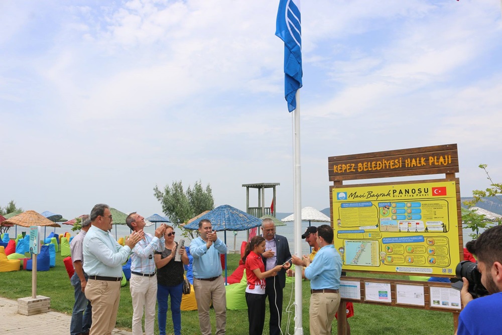 Kepez Belediyesi Halk Plajına Mavi Bayrak