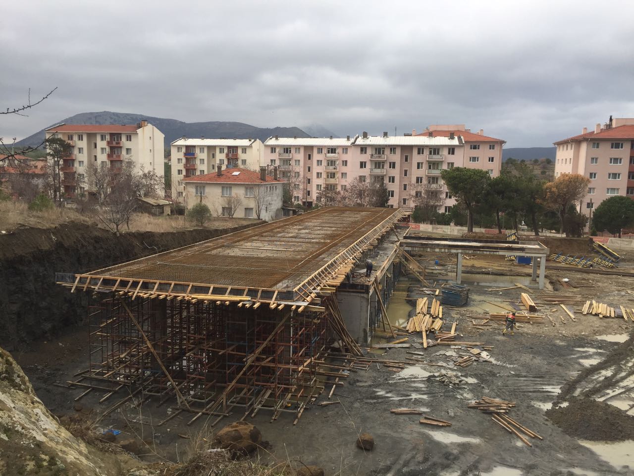 Çardak Belediyesi’nde Alt ve Üst Yapı Çalışmaları Devam Ediyor