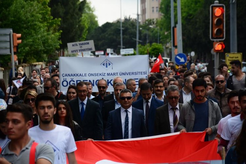 ÇOMÜ’nün 25. Kuruluş Yıldönümü Öğrenci Şenlikleri Başladı